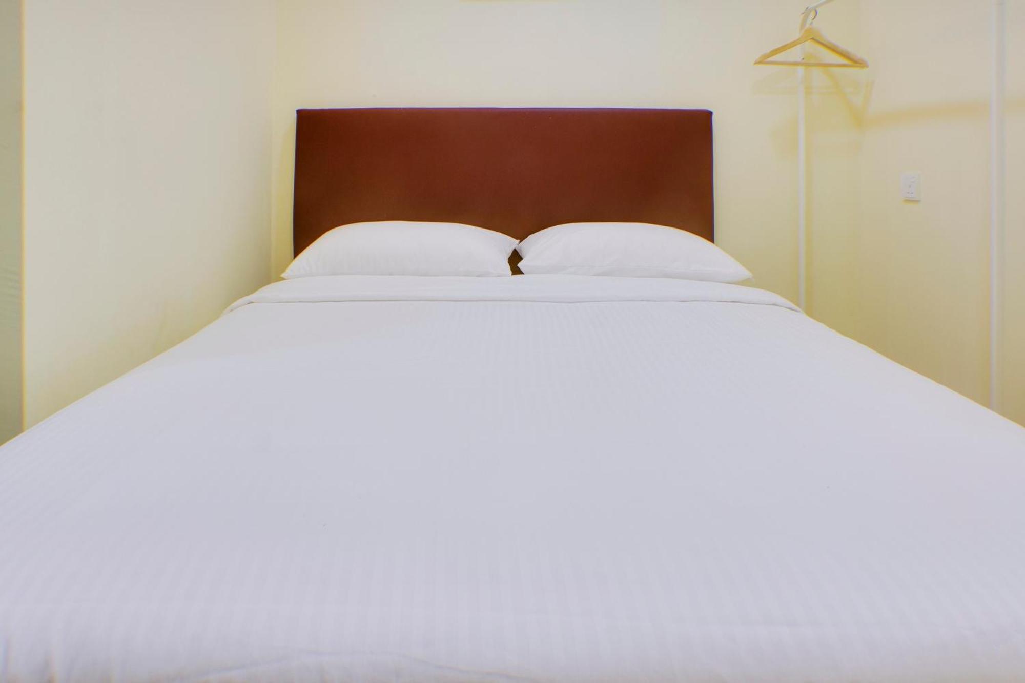 Oyo 90090 Roselyn Inn 2 باسير غونداغ المظهر الخارجي الصورة