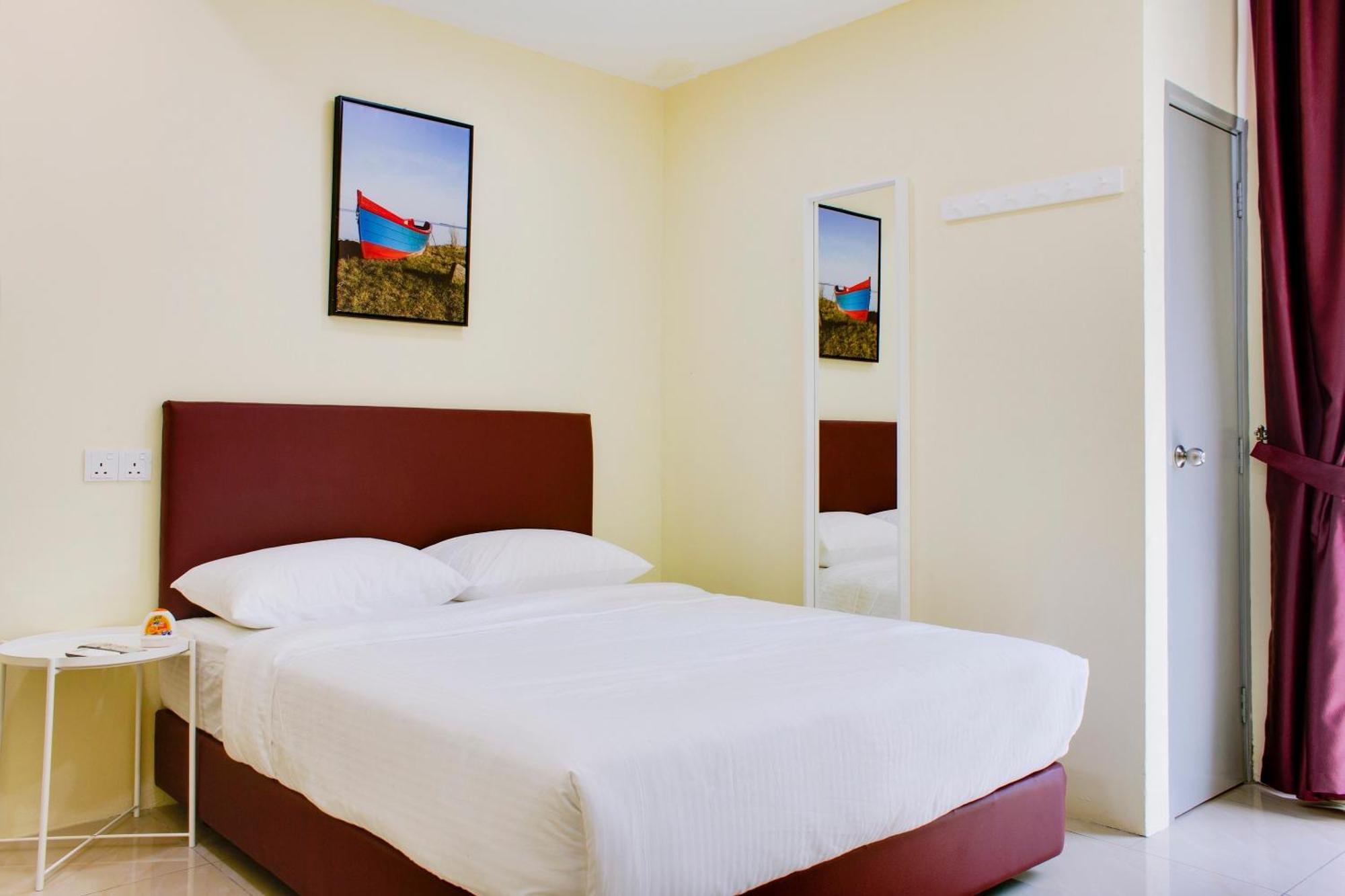 Oyo 90090 Roselyn Inn 2 باسير غونداغ المظهر الخارجي الصورة